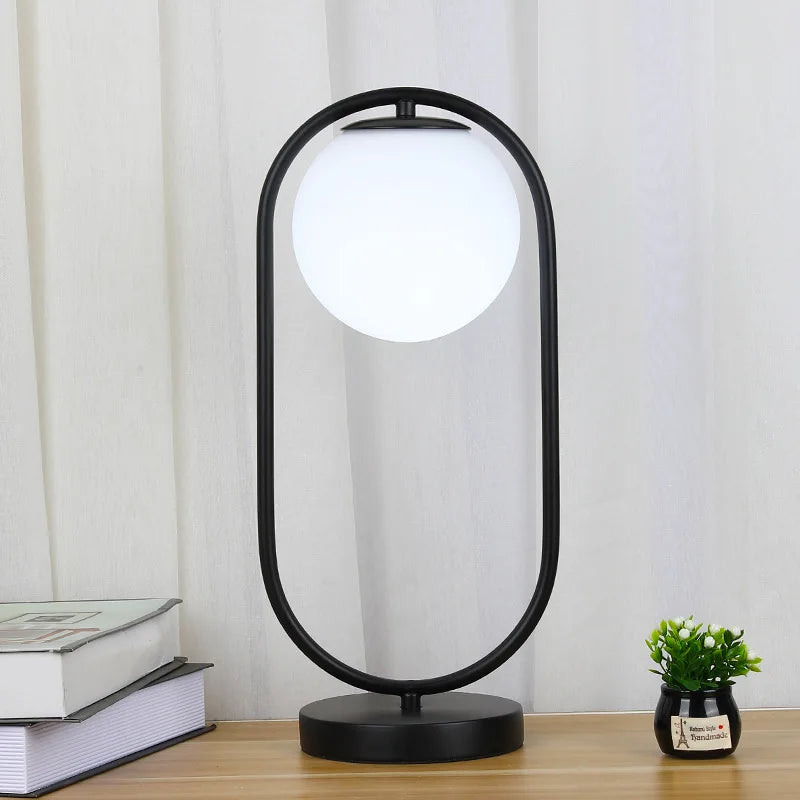 Đèn Bàn LED Bóng Thủy Tinh