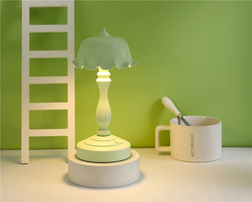 Đèn Bàn LED 3 Màu