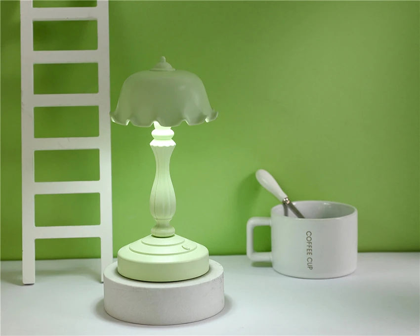Đèn Bàn LED 3 Màu