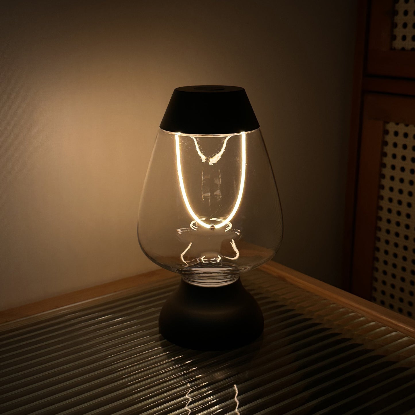 Đèn LED Sạc Cảm Ứng Trang Trí