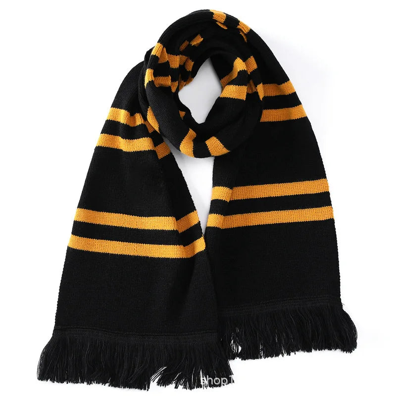 Khăn Choàng Len Học Viện Hogwarts Có Phù Hiệu