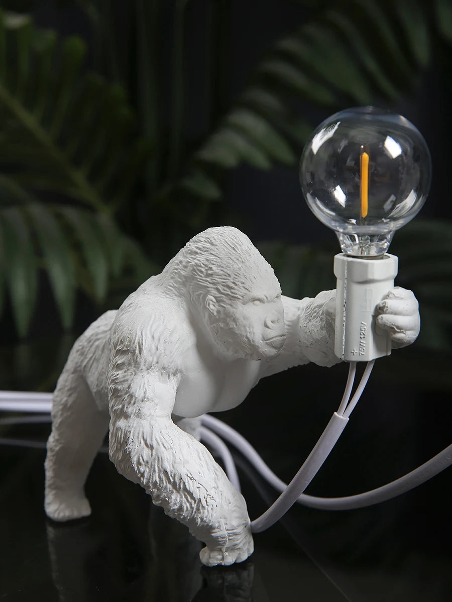 Đèn Bàn Resin Hình King Kong Nordic