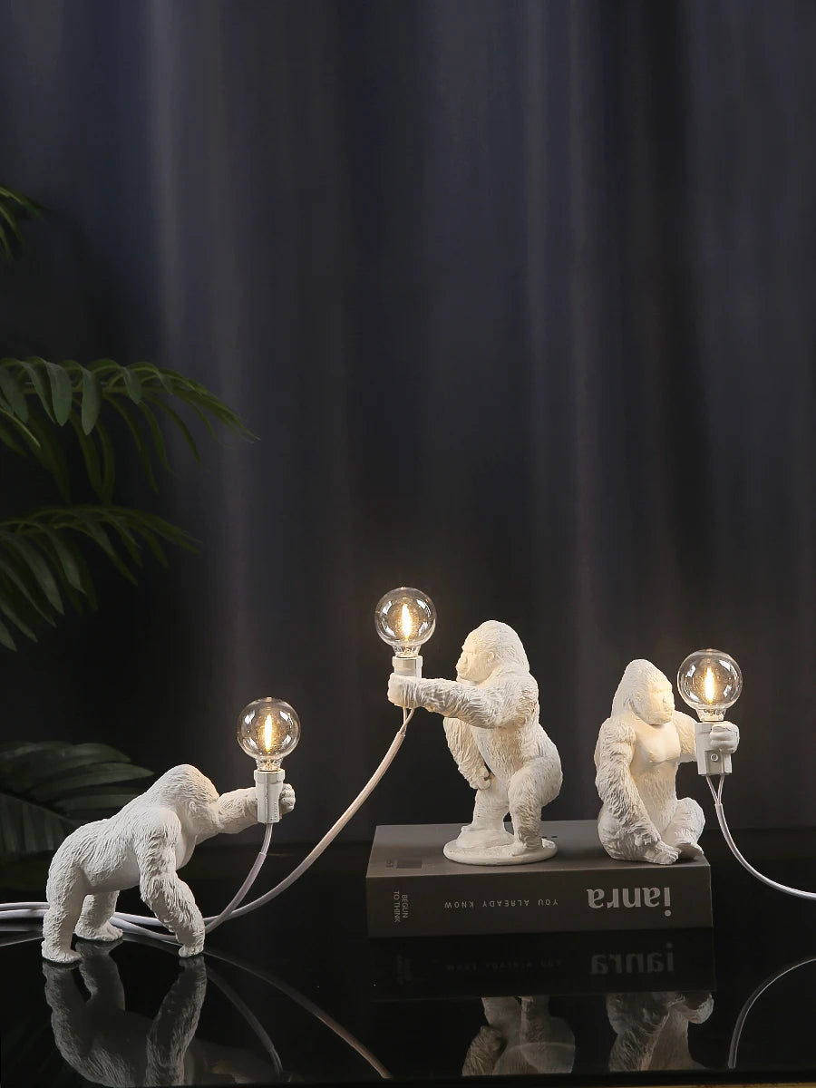 Đèn Bàn Resin Hình King Kong Nordic