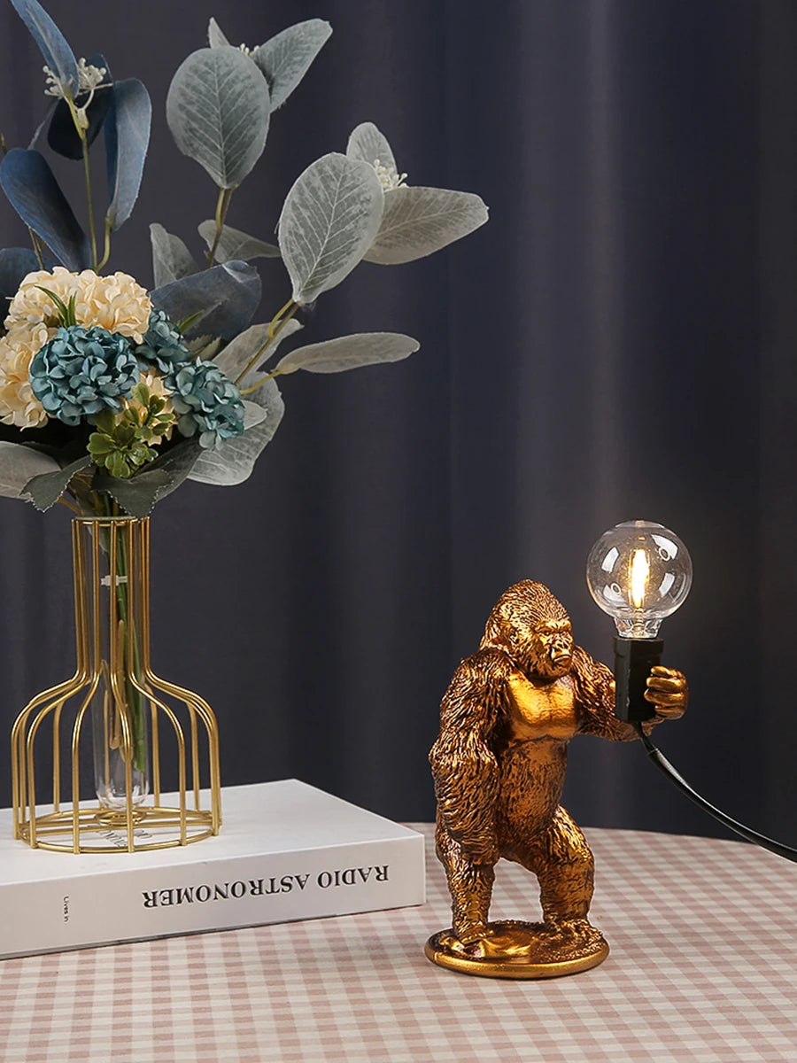 Đèn Bàn Resin Hình King Kong Nordic