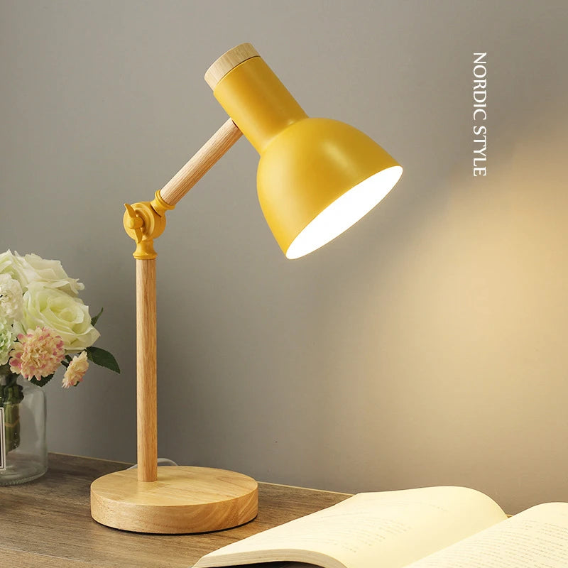 Đèn Bàn LED Gỗ Phong Cách Nordic