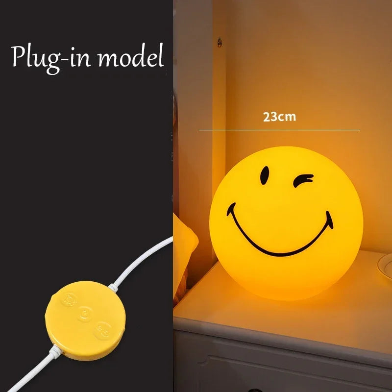 Đèn Ngủ Mặt Cười Wink Sphere