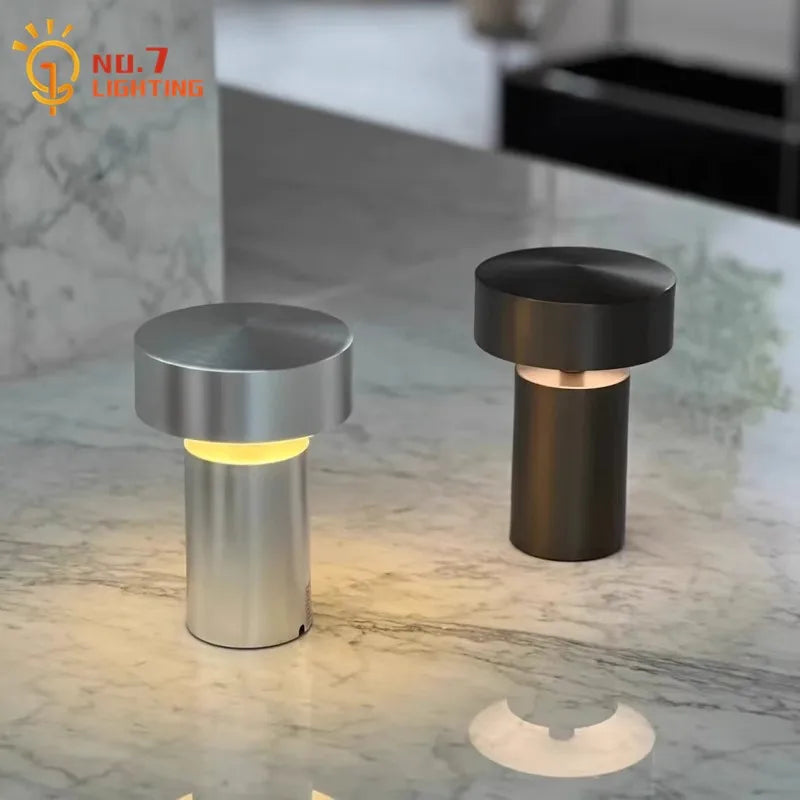 Đèn Bàn Hình Nấm Cảm Ứng