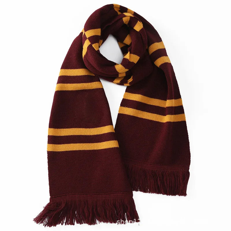 Khăn Choàng Len Học Viện Hogwarts Có Phù Hiệu