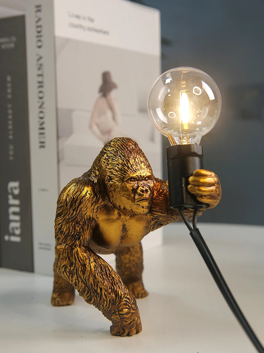 Đèn Bàn Resin Hình King Kong Nordic