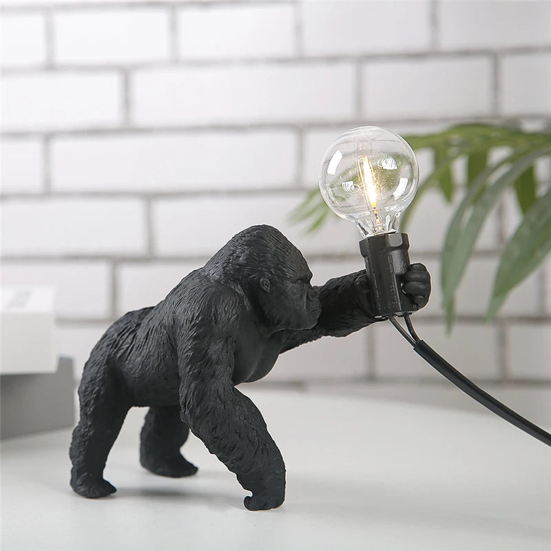 Đèn Bàn Resin Hình King Kong Nordic