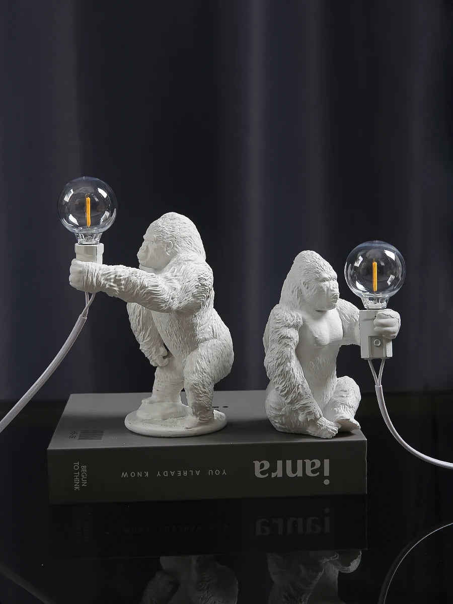 Đèn Bàn Resin Hình King Kong Nordic