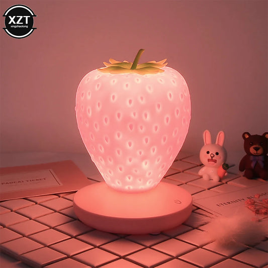 Đèn Ngủ LED Hình Dâu Tây Silicone