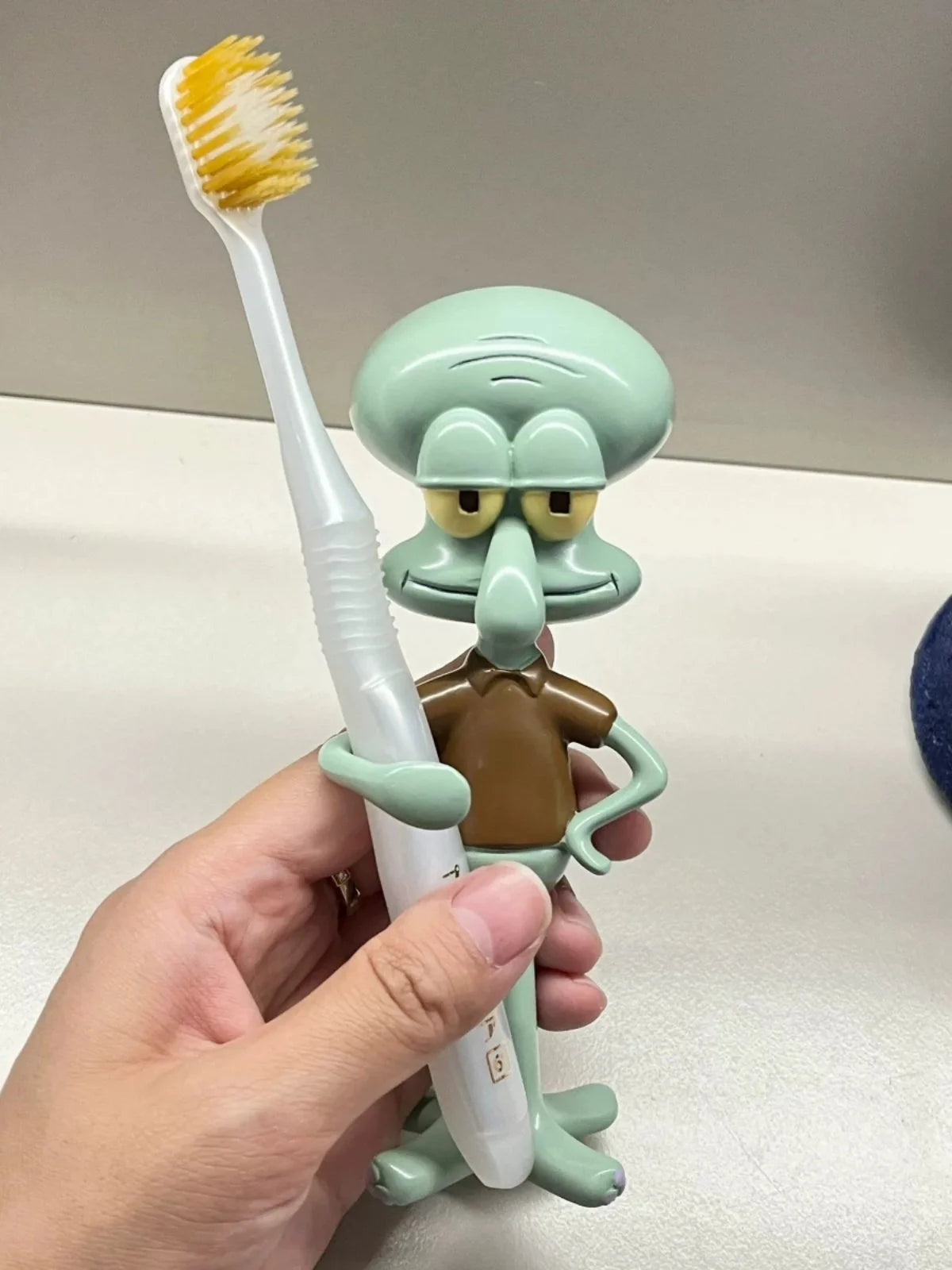 Giá Để Bàn Chải Đánh Răng Squidward