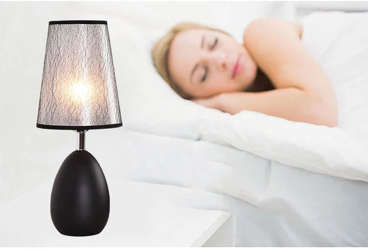 Đèn Bàn Phòng Ngủ Nordic