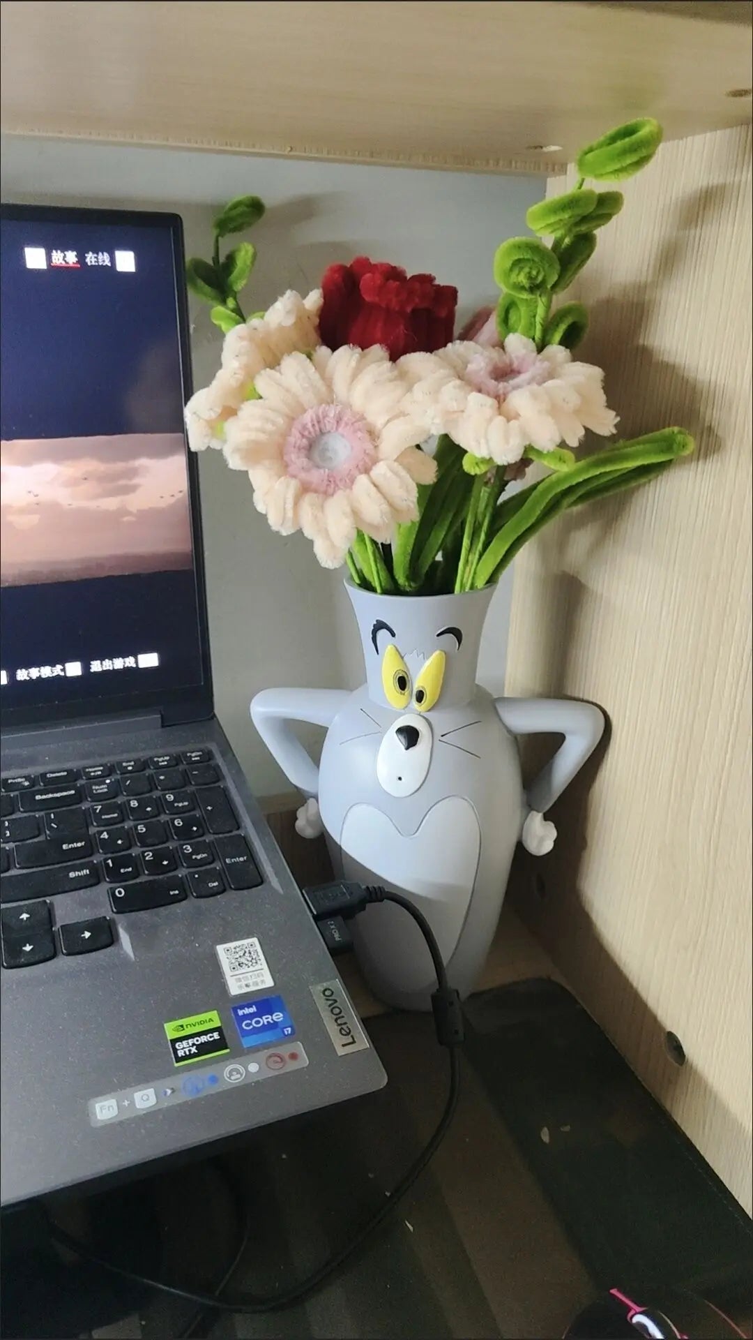 Bình Hoa Mô Hình Tom & Jerry