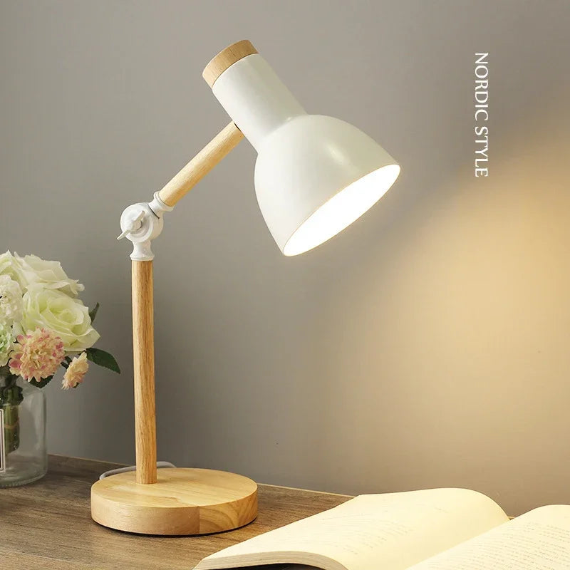 Đèn Bàn LED Gỗ Phong Cách Nordic