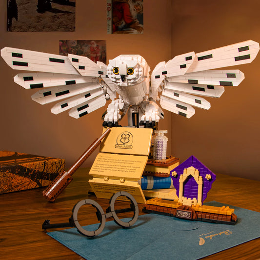 Bộ Lắp Ráp Mô Hình Cú Hedwig Có Đèn LED