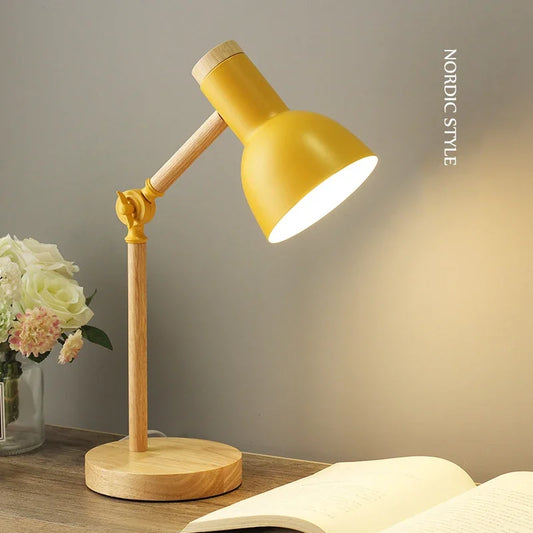 Đèn Bàn LED Gỗ Phong Cách Nordic