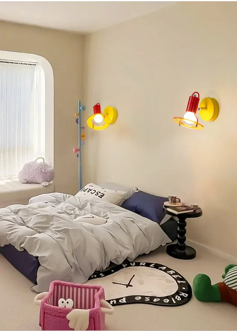 Đèn tường Memphis