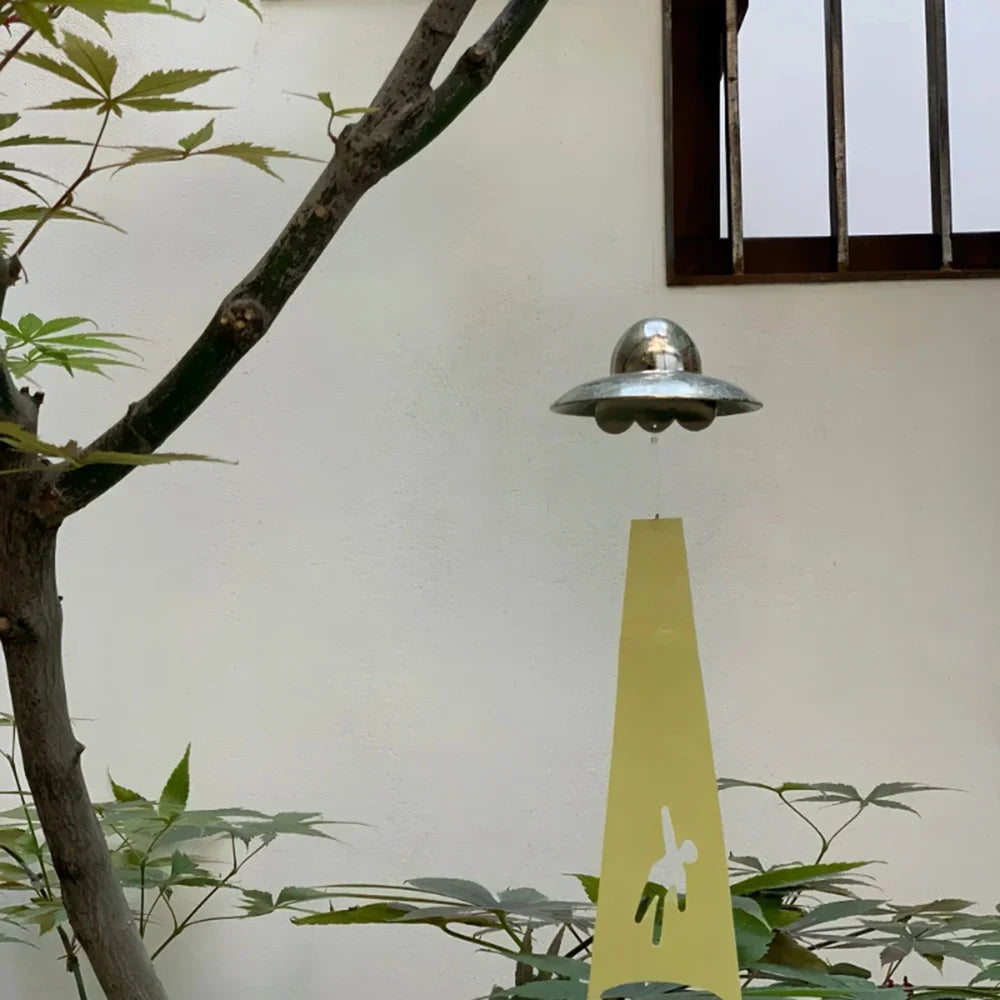 Chuông Gió Tàu Vũ Trụ