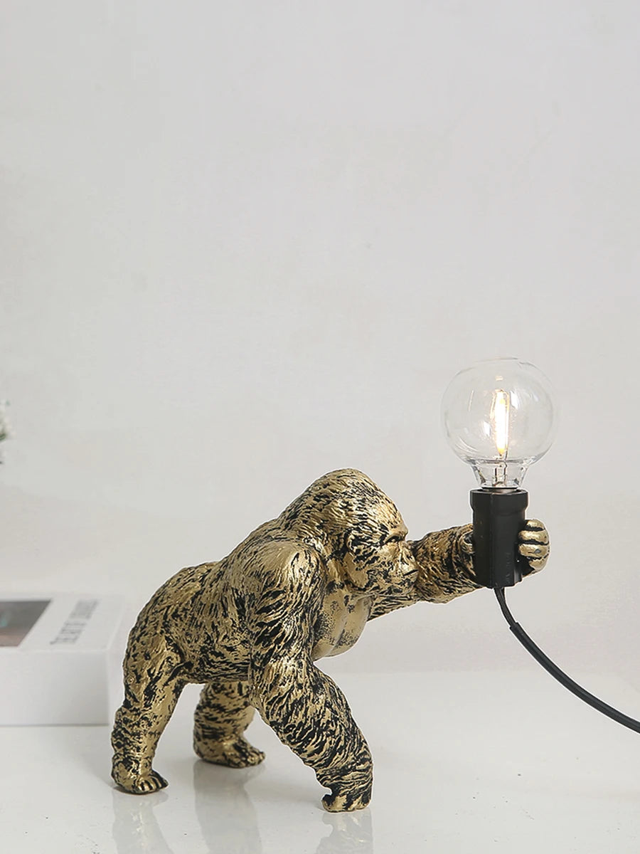 Đèn Bàn Resin Hình King Kong Nordic