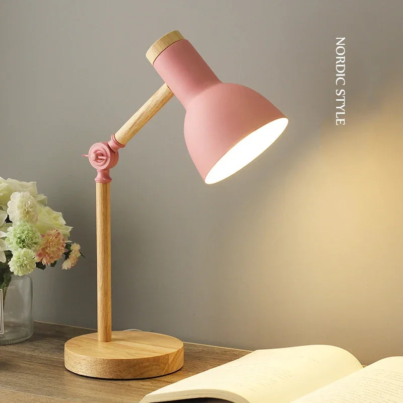 Đèn Bàn LED Gỗ Phong Cách Nordic