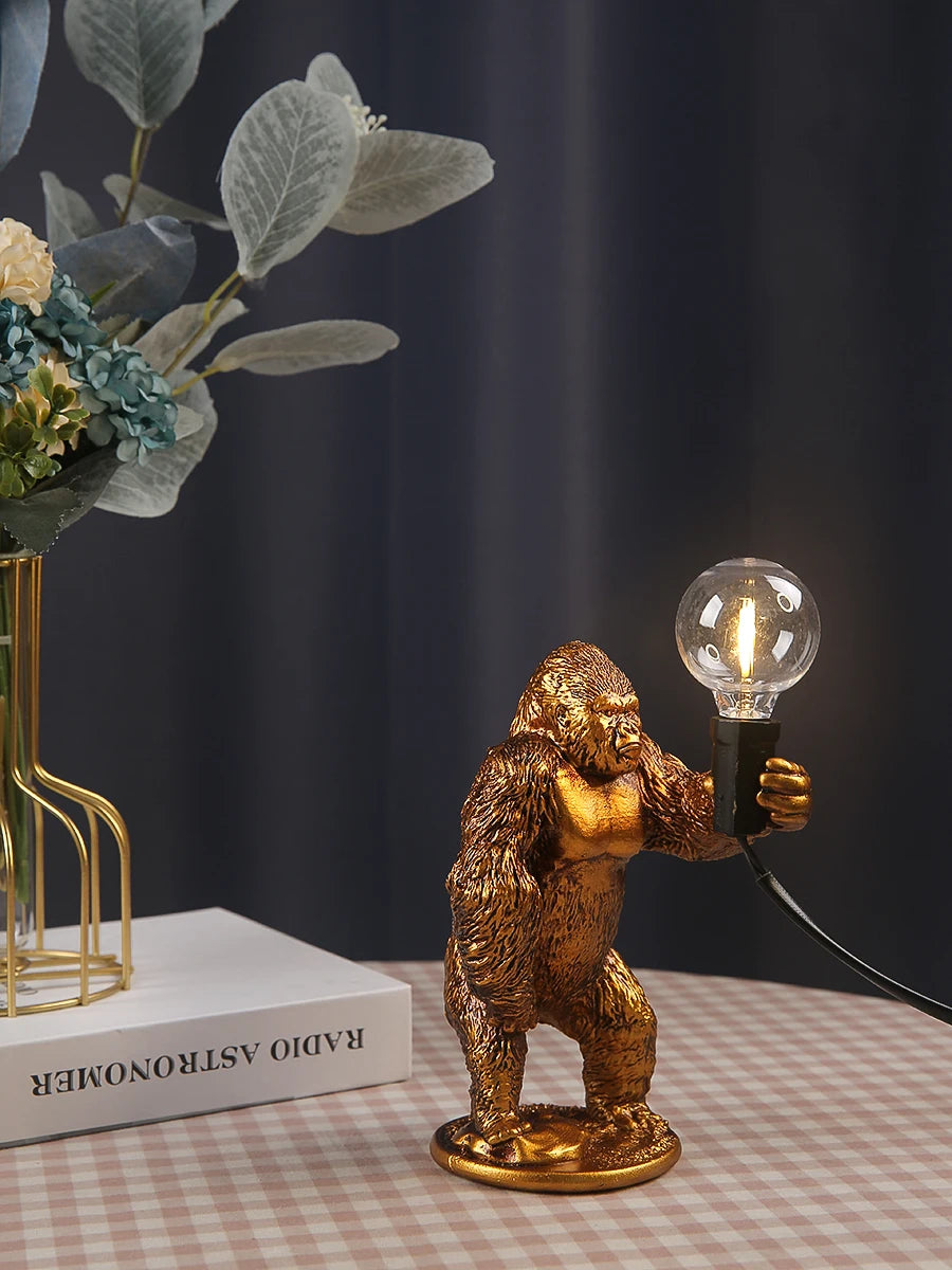 Đèn Bàn Resin Hình King Kong Nordic