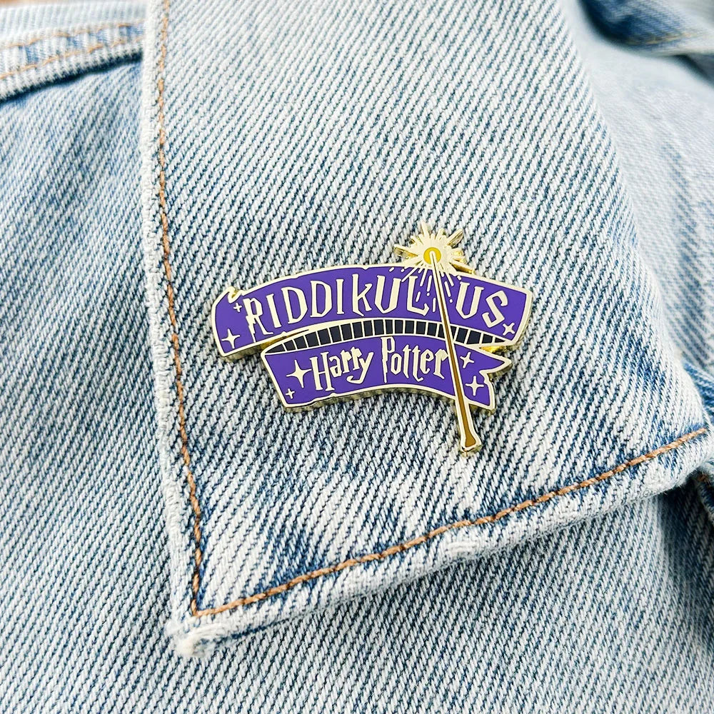 Pin Cài Áo Phép Thuật Riddikulus Harry Potter