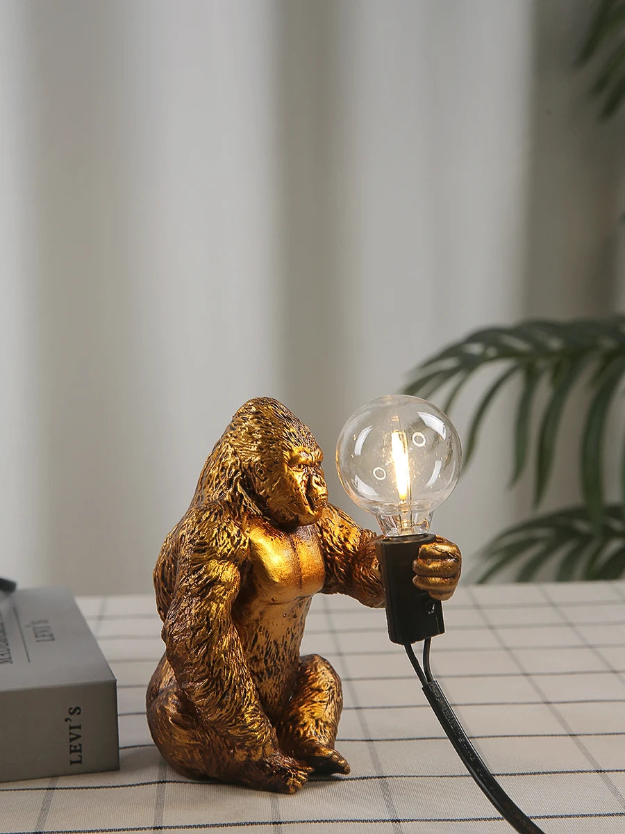 Đèn Bàn Resin Hình King Kong Nordic
