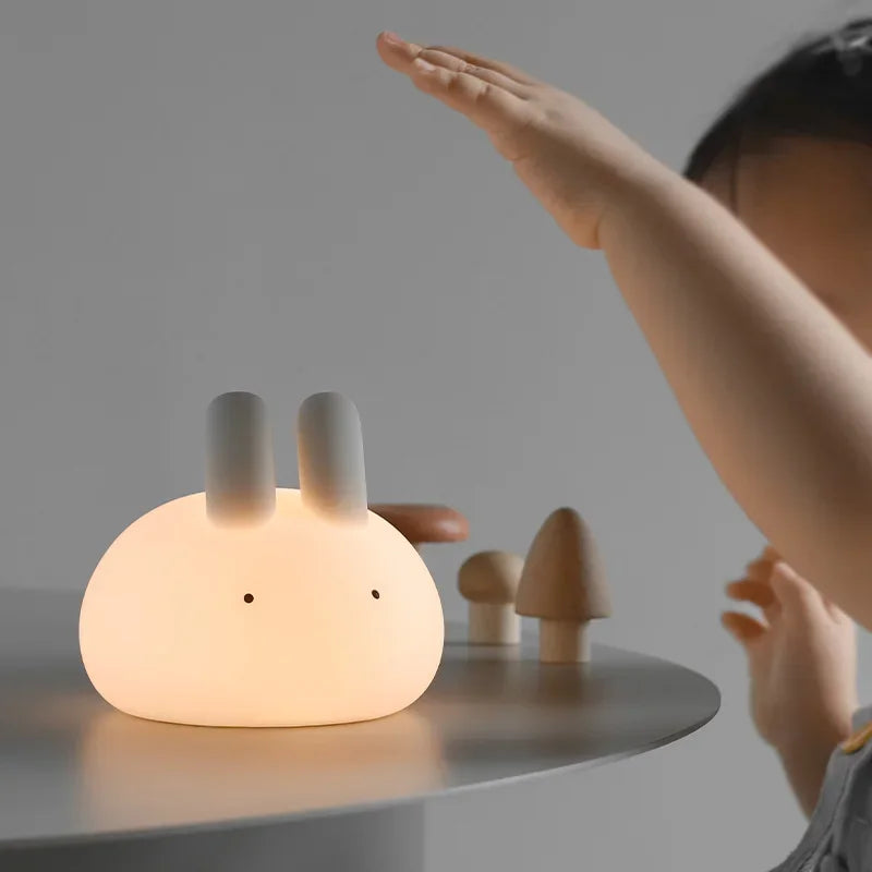Đèn Ngủ Hình Thỏ Silicone