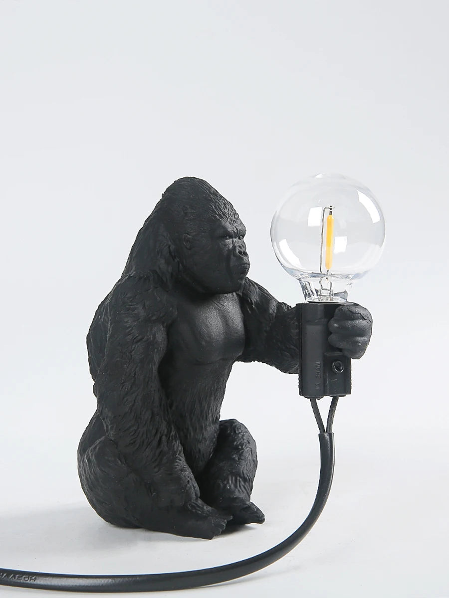Đèn Bàn Resin Hình King Kong Nordic