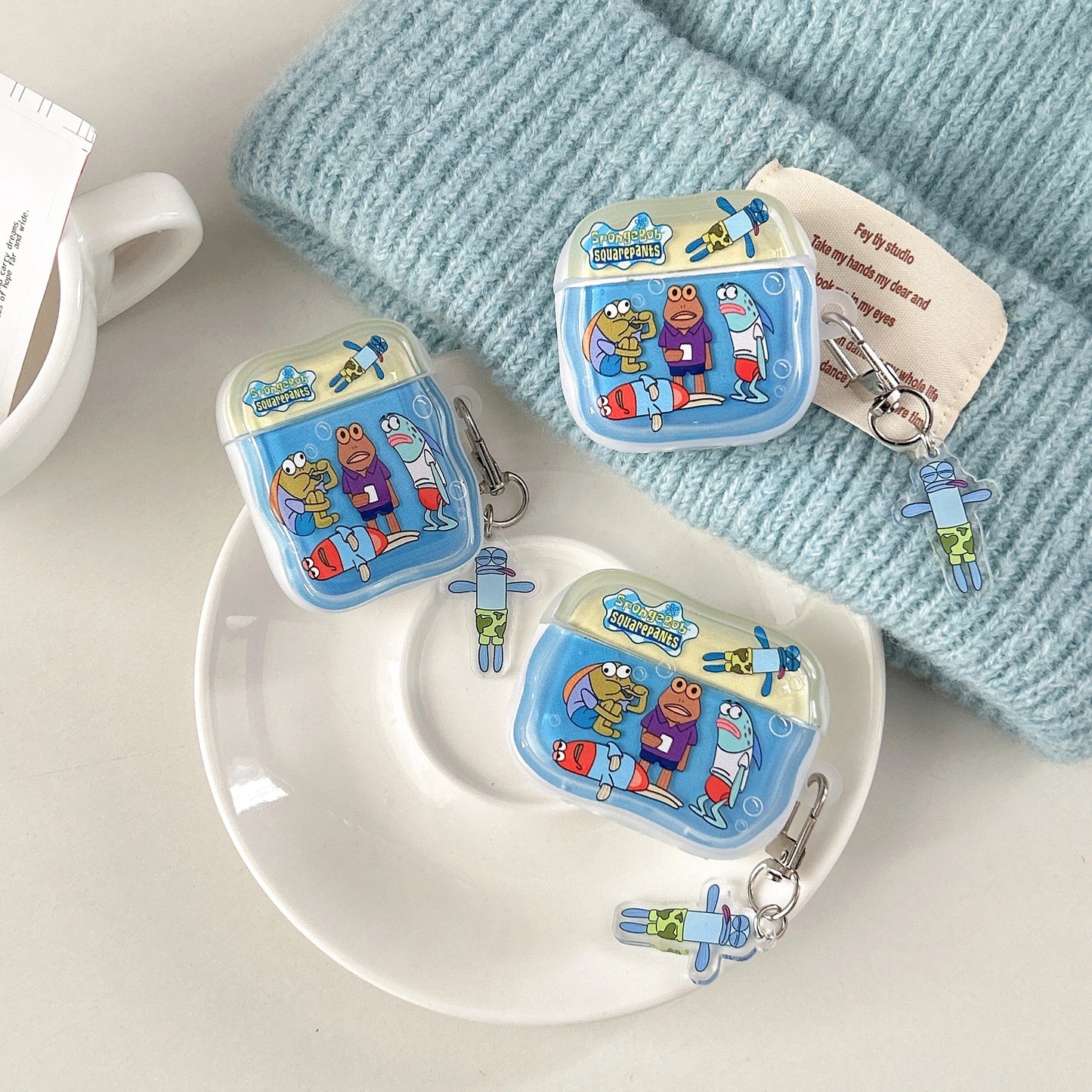 Ốp AirPods Hình Cá Hề Kèm Charm